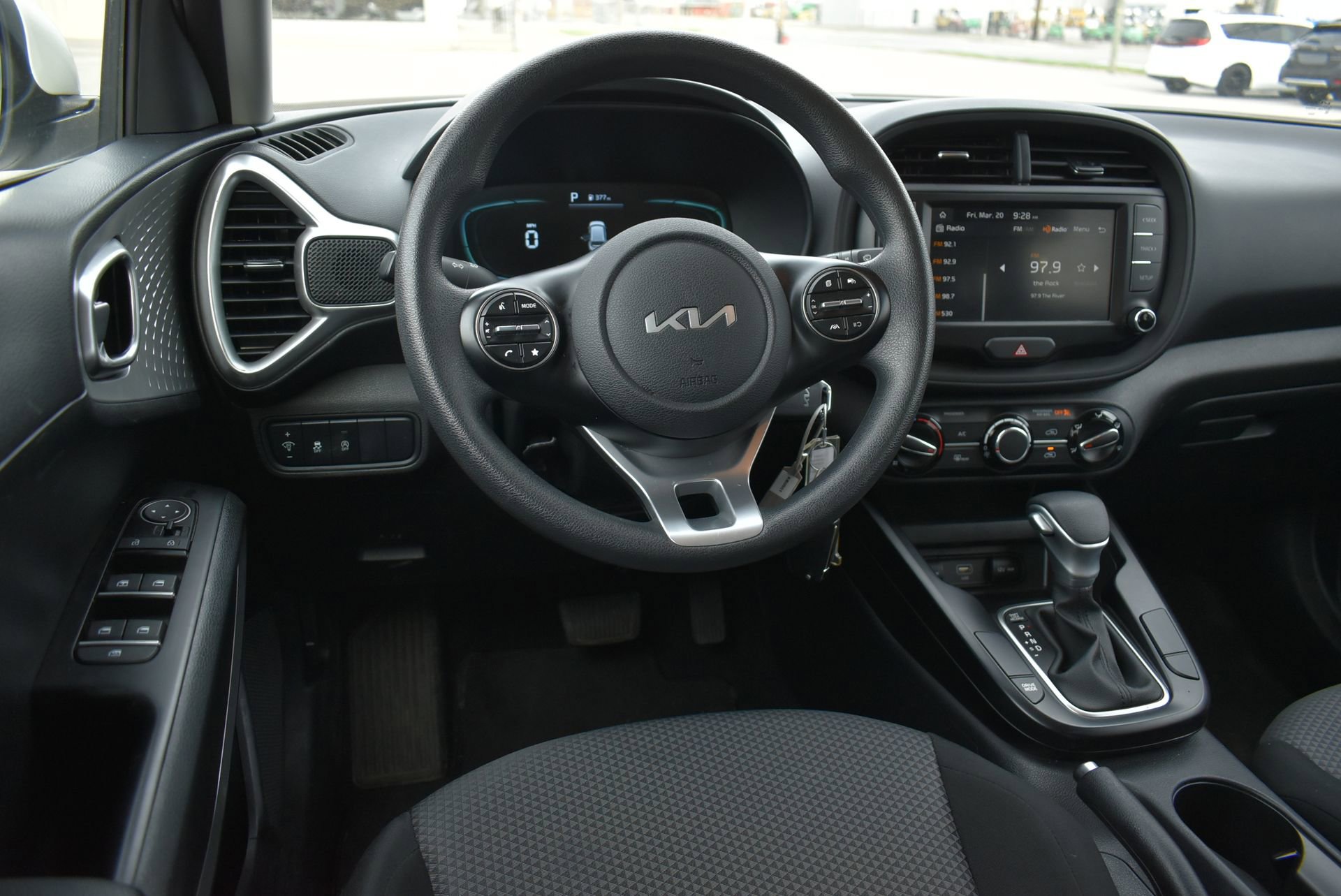 Used 2024 Kia Soul LX w/ Option Group 015 FWD image 16