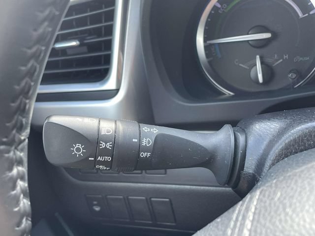 Used 2018 Toyota Highlander XLE AWD/4WD image 29