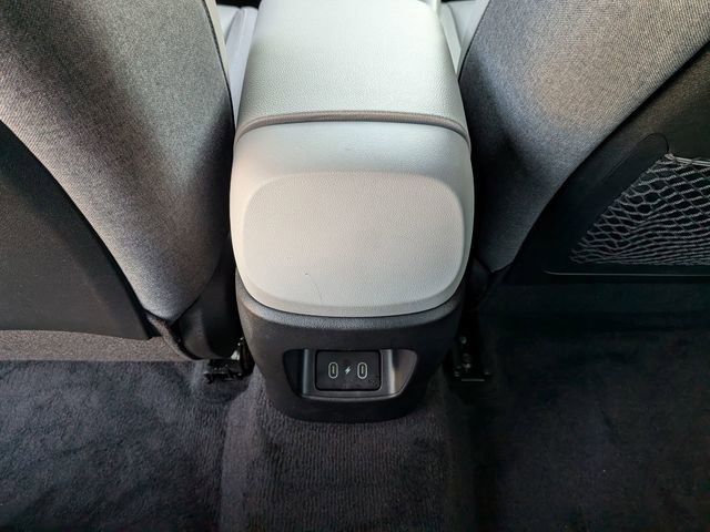 Used 2025 Hyundai Elantra Limited image 28