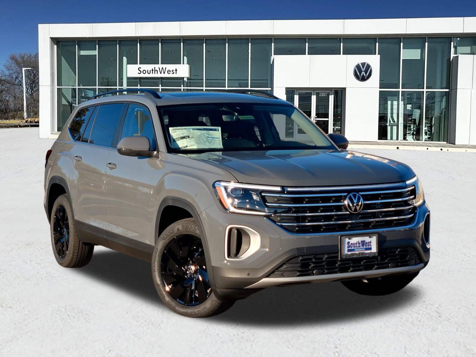 New 2026 Volkswagen Atlas SE