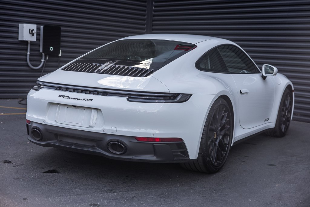 Certified 2024 Porsche 911 Carrera GTS RWD image 10