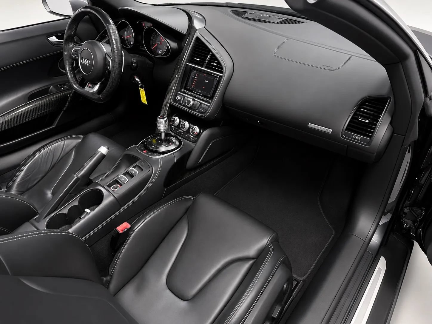 Used 2015 Audi R8 V8 w/ Full Leather Package AWD/4WD image 15