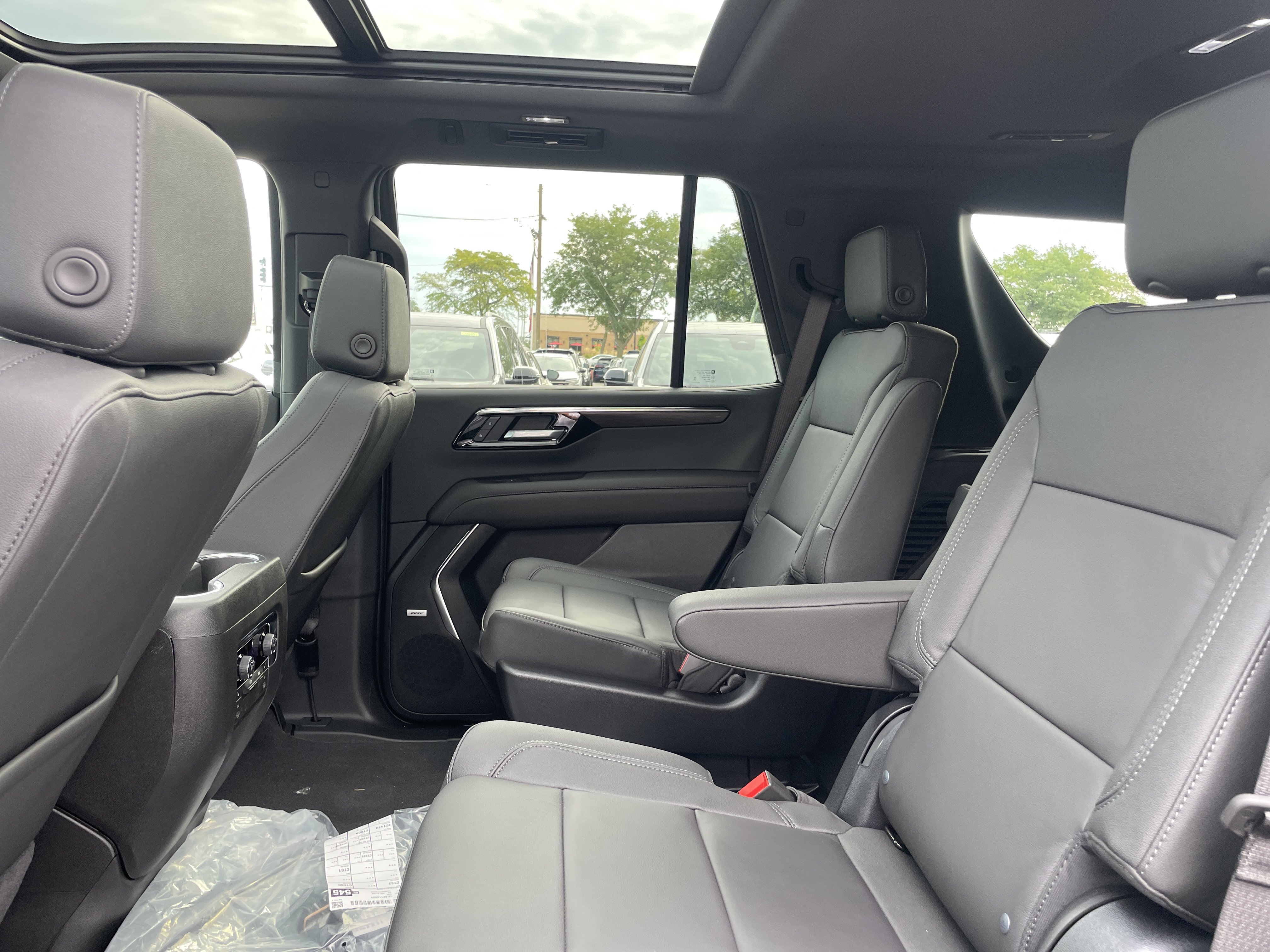 New 2026 Chevrolet Tahoe Z71 w/ Z71 Off-Road Package AWD/4WD image 28