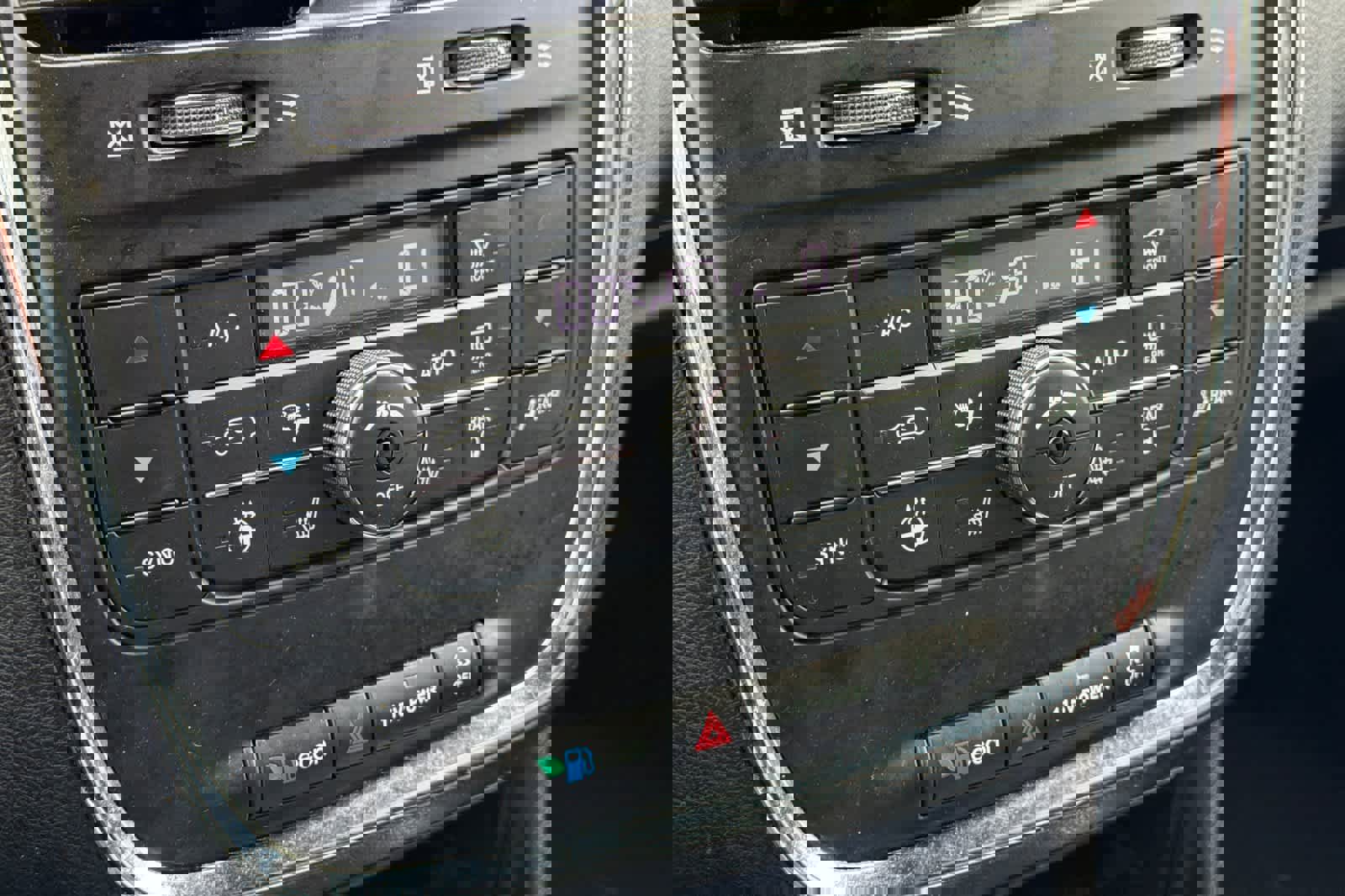 Used 2015 Dodge Grand Caravan R/T image 22