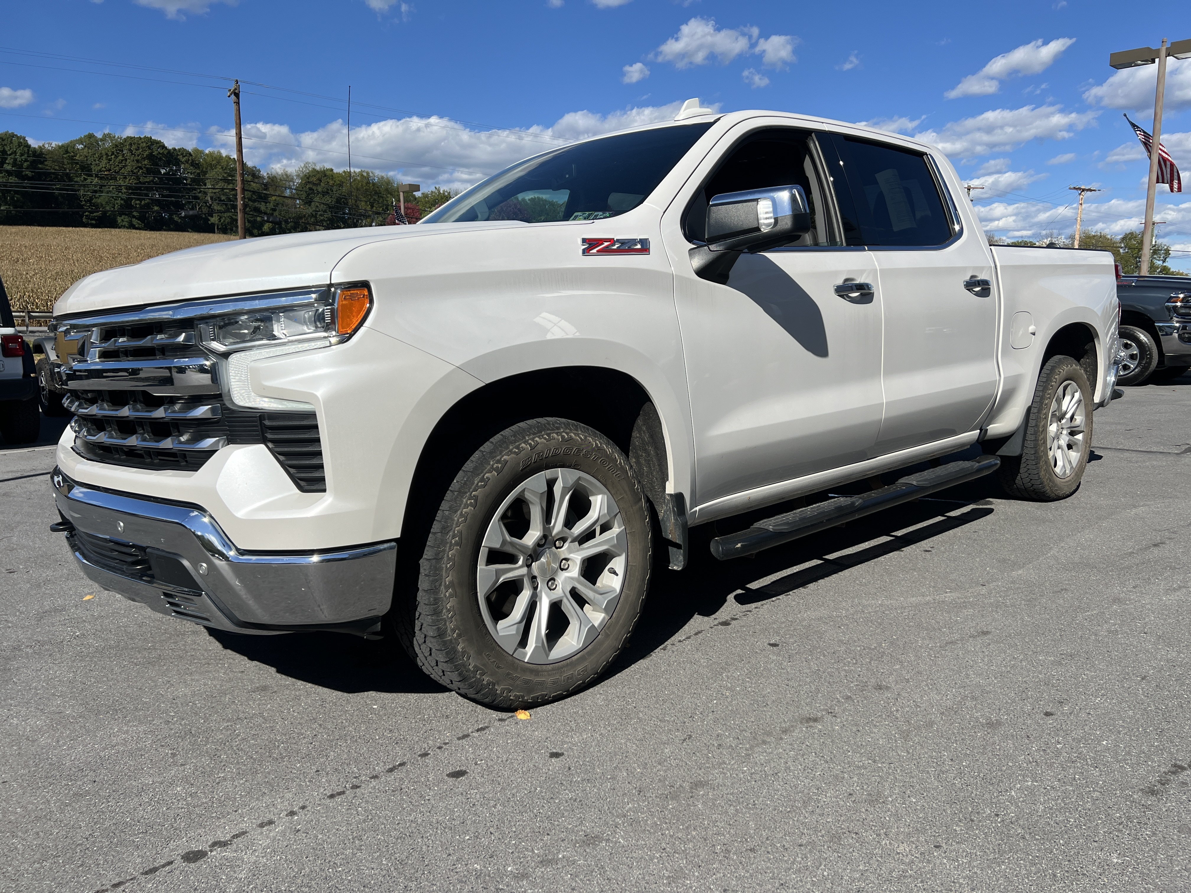 Used 2022 Chevrolet Silverado 1500 LTZ AWD/4WD image 7