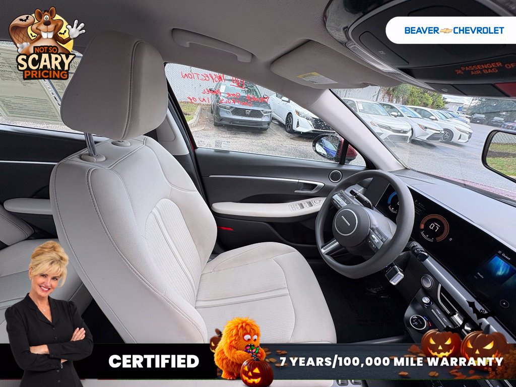 Used 2025 Hyundai Sonata SEL FWD image 28
