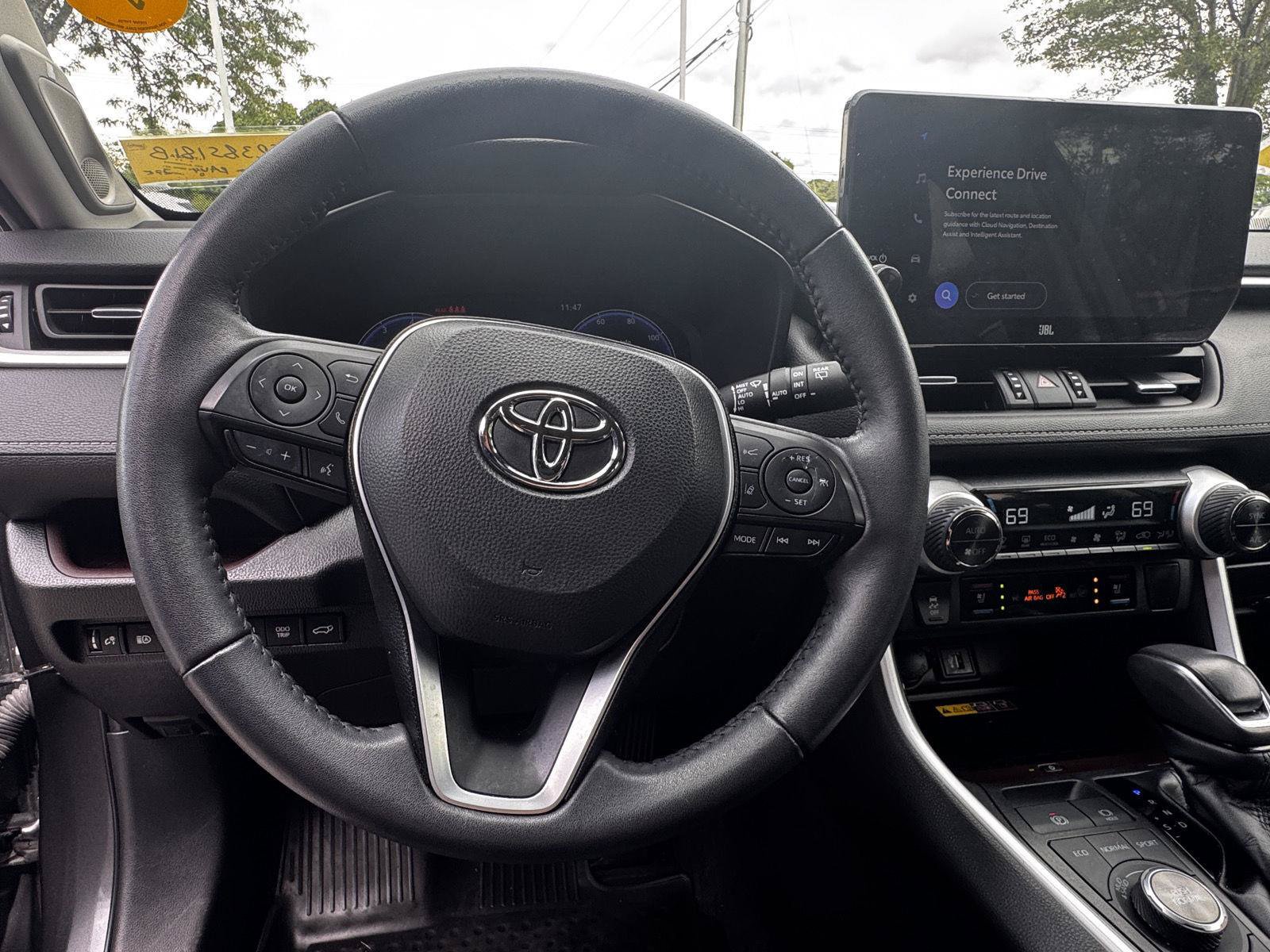 Used 2023 Toyota RAV4 Limited AWD/4WD image 22