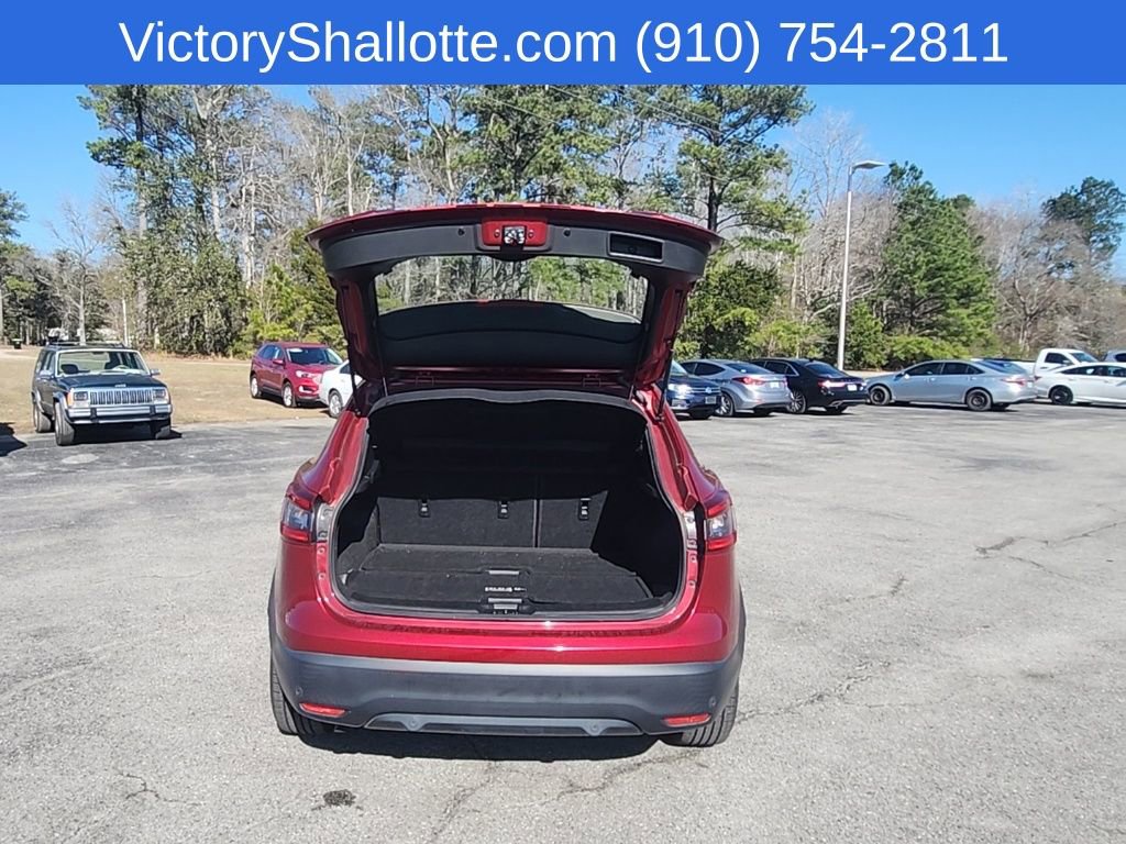 Used 2020 Nissan Rogue Sport SV w/ All-Weather Package image 21