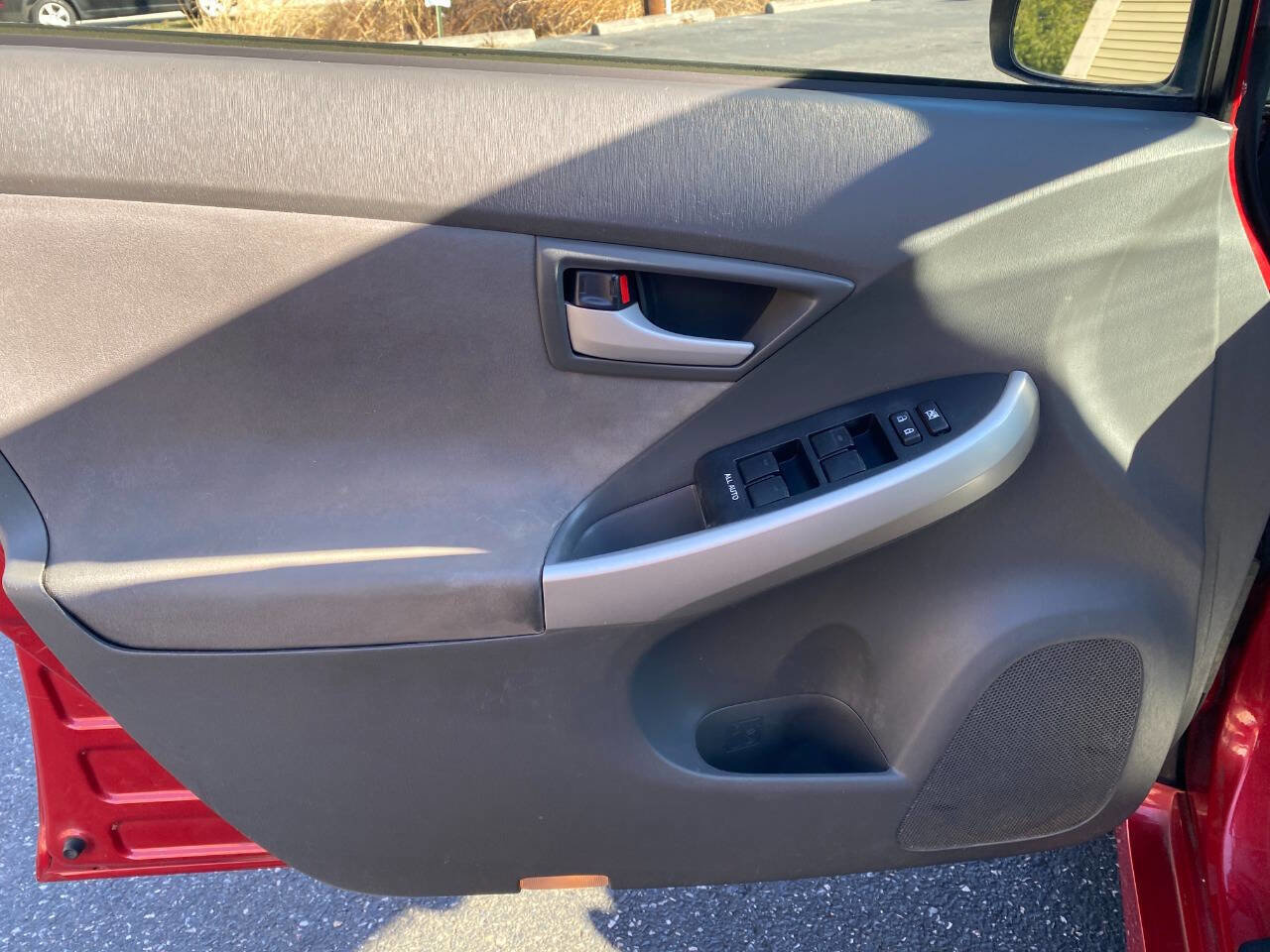 Used 2010 Toyota Prius Two image 11