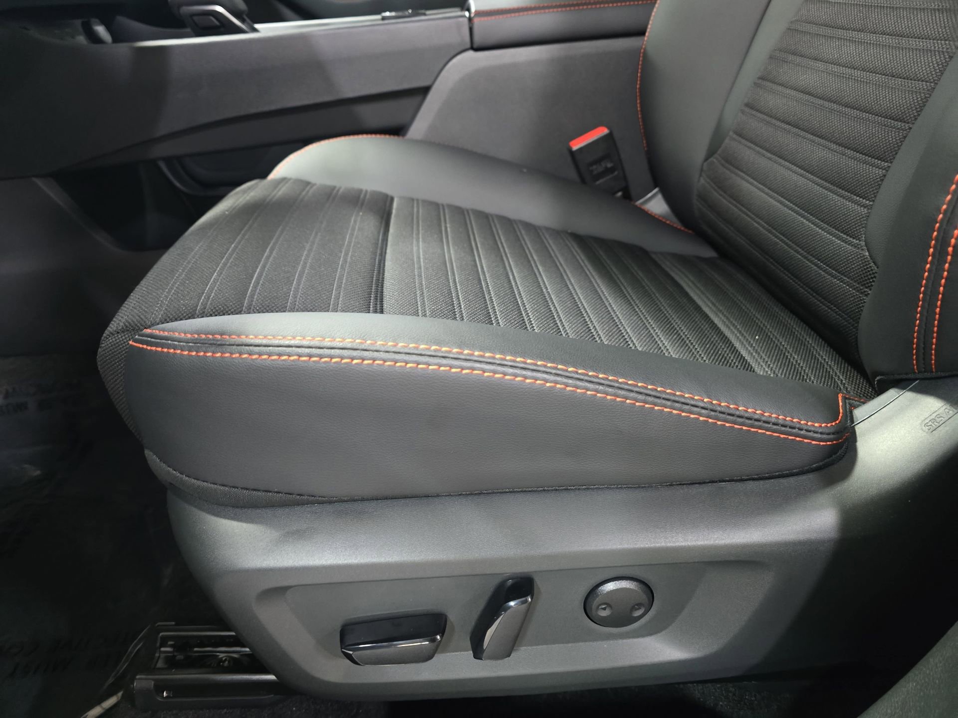 New 2026 Nissan Rogue SV w/ Rock Creek Premium Package AWD/4WD image 28