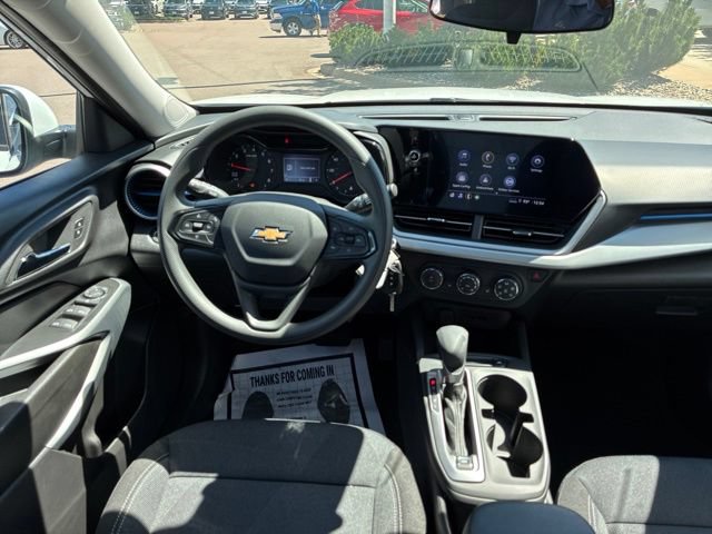 New 2026 Chevrolet Trax LS w/ LS Convenience Package FWD image 21