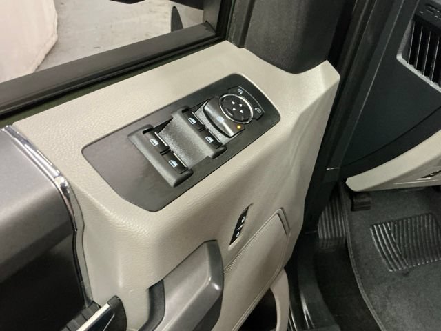 Used 2015 Ford F150 XLT w/ Equipment Group 302A Luxury AWD/4WD image 17