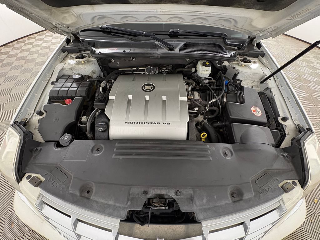 Used 2008 Cadillac DTS w/ Sun And Sound Package FWD image 31