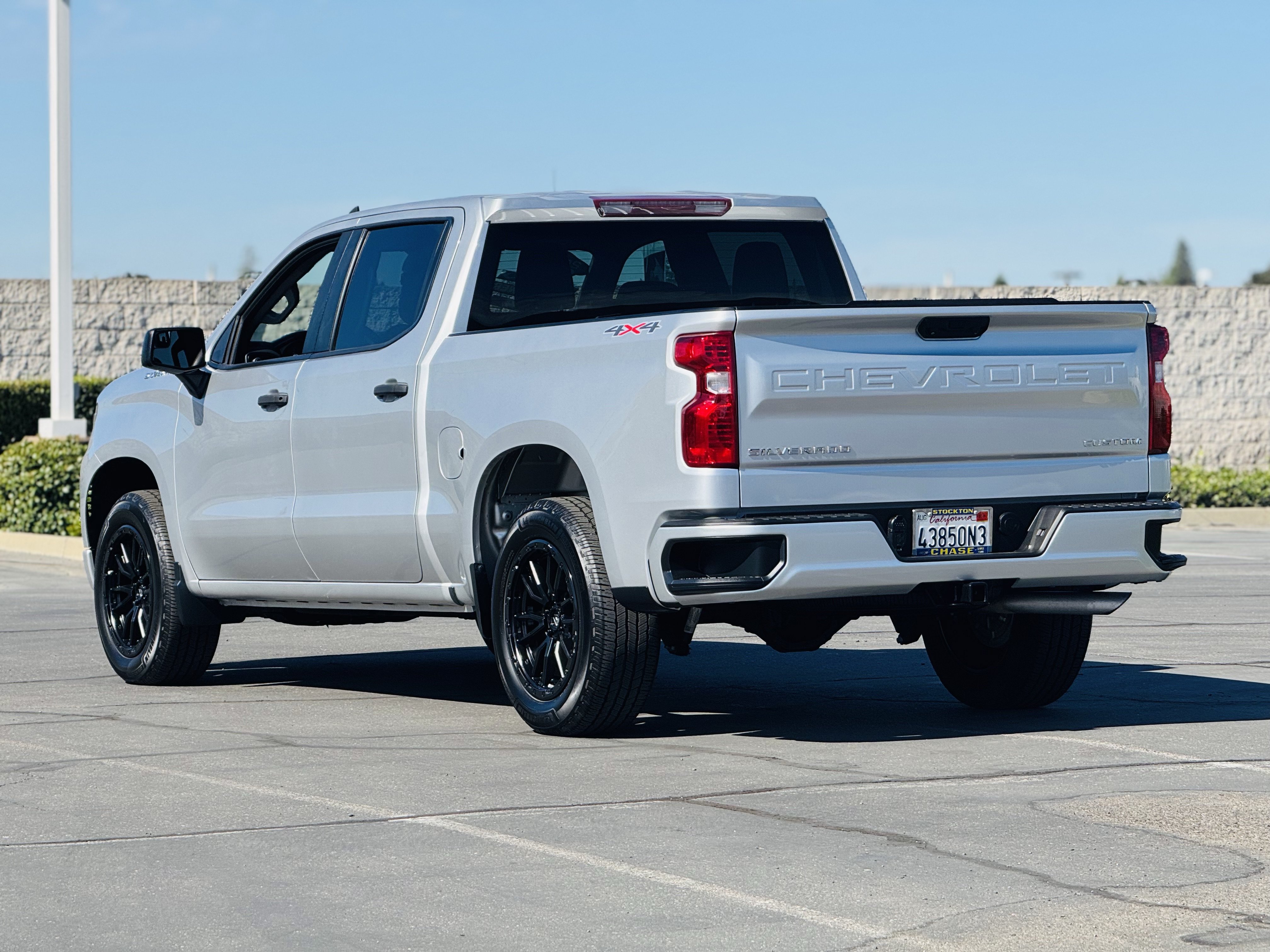 Certified 2022 Chevrolet Silverado 1500 Custom AWD/4WD image 5