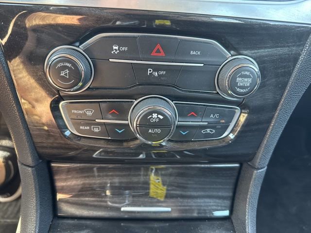 Used 2015 Chrysler 300 Limited w/ 300 Premium Group image 19