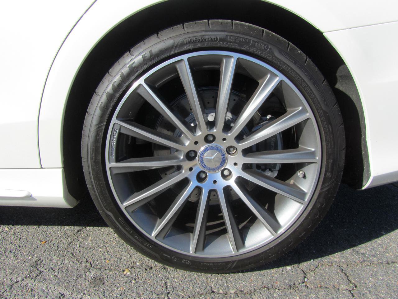 Used 2015 Mercedes-Benz S 550 Sedan image 27