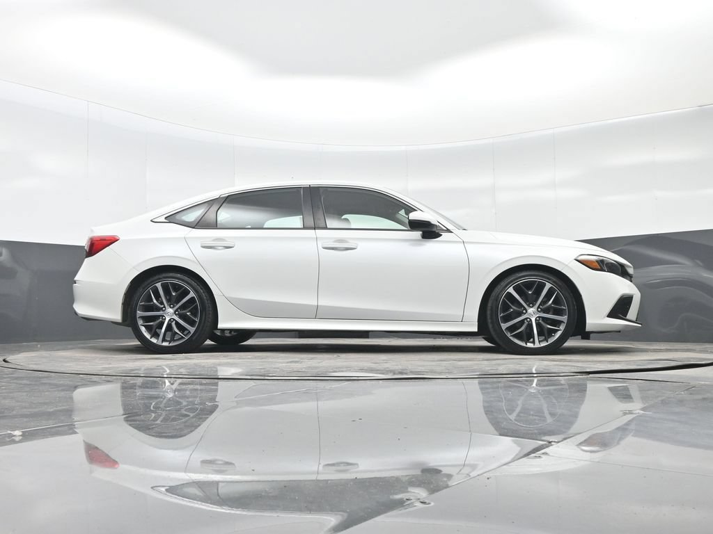 Used 2022 Honda Civic Touring image 31