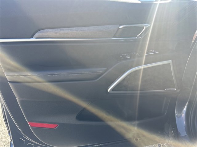 Used 2022 Kia Telluride EX w/ EX Premium Package image 11