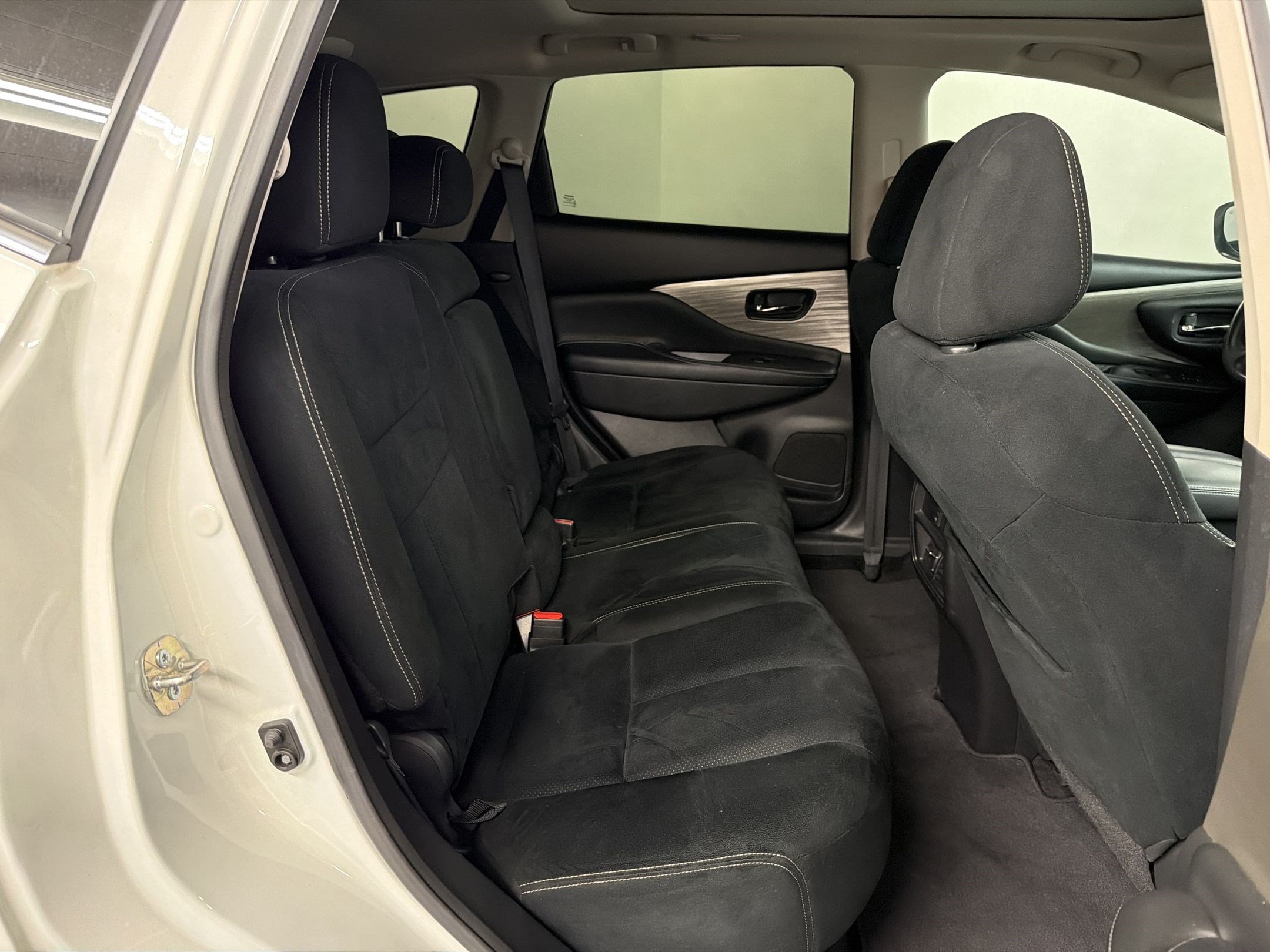 Used 2018 Nissan Murano SV w/ Premium Package AWD/4WD image 30