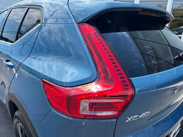 Certified 2025 Volvo XC40 B5 Core AWD/4WD image 10