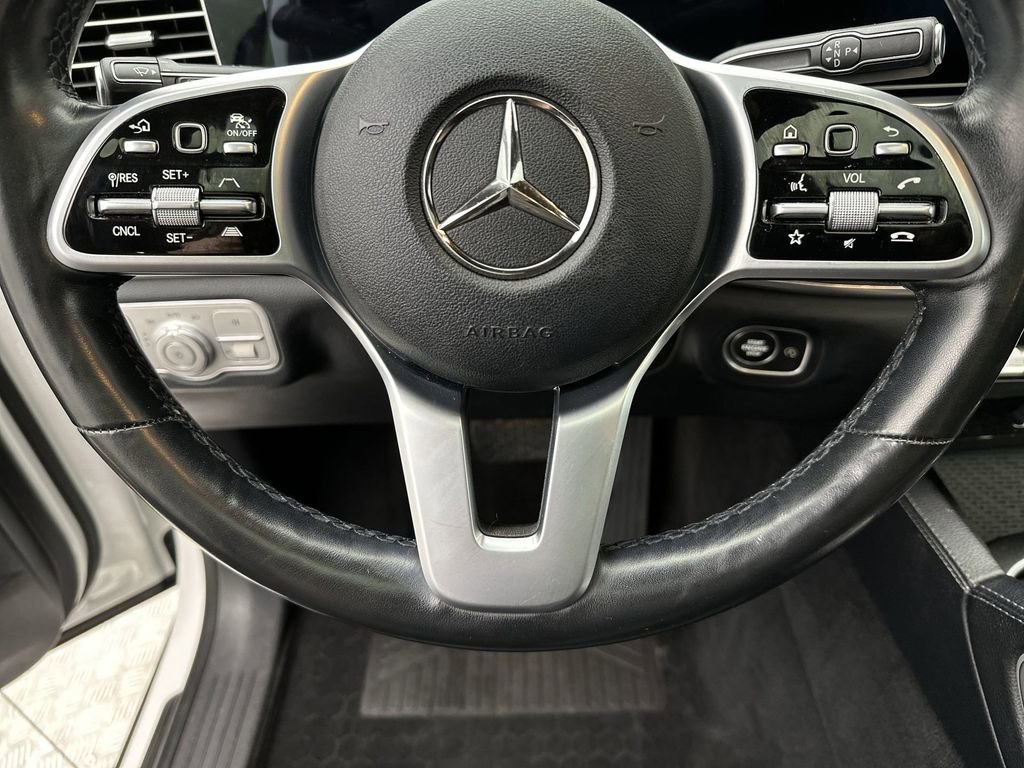 Used 2021 Mercedes-Benz GLS 450 4MATIC image 14