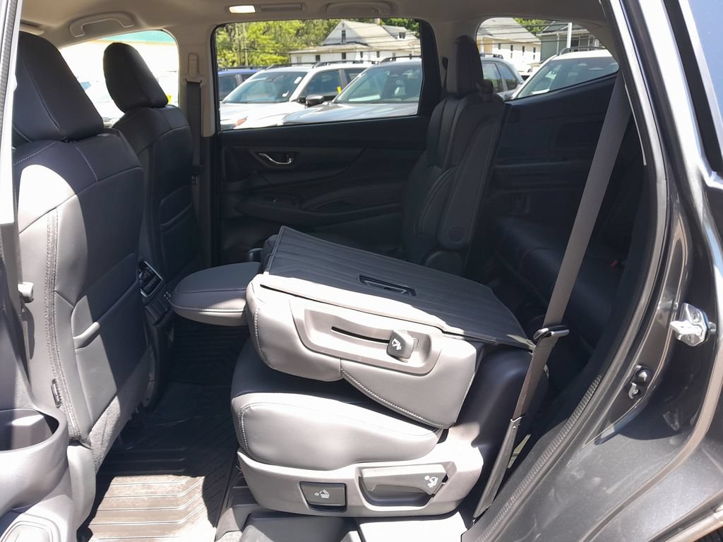 Certified 2026 Subaru Ascent Premium AWD/4WD image 32