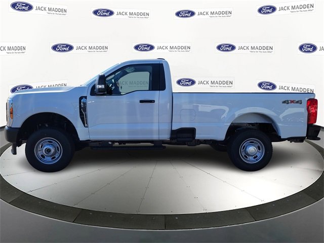 New 2026 Ford F250 XL image 2