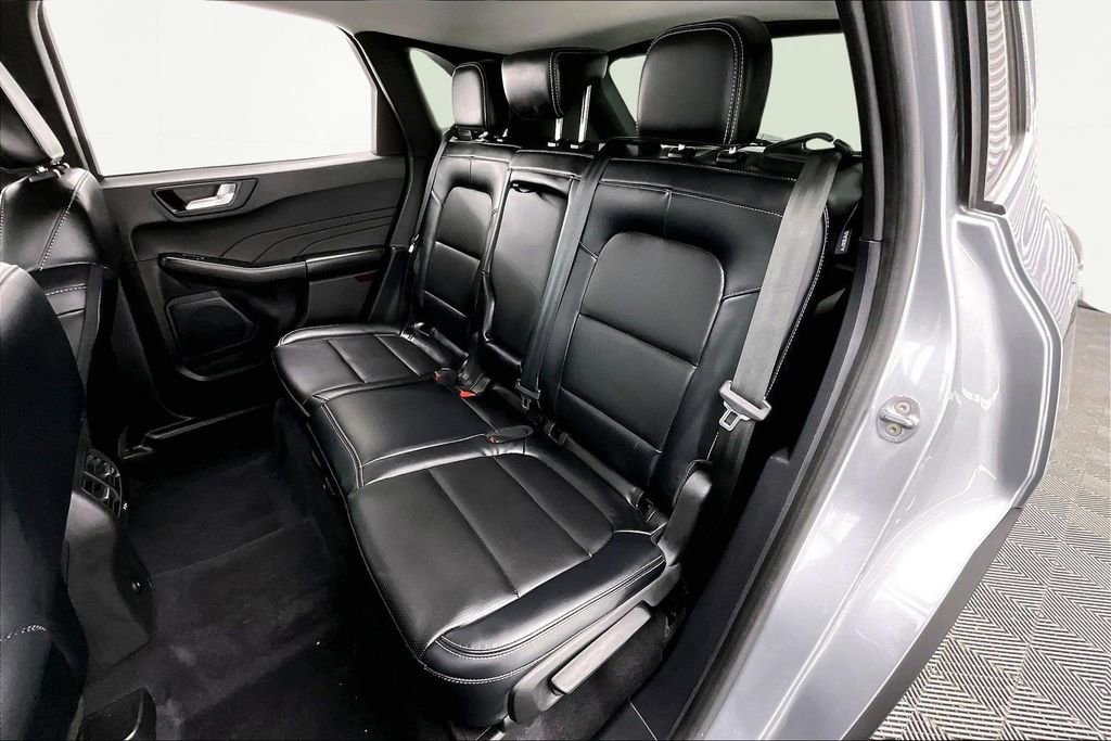 Used 2023 Ford Escape Platinum image 26