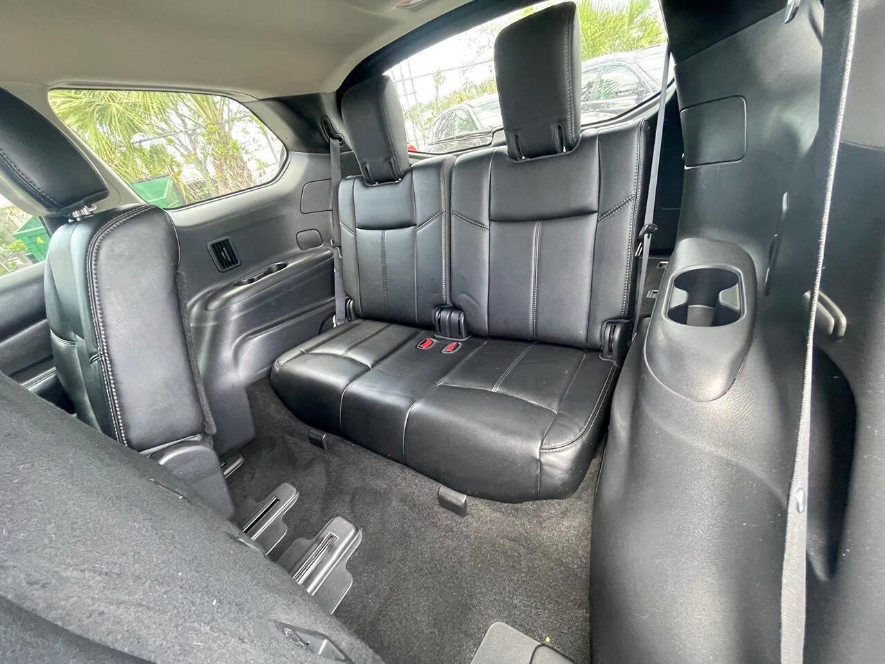 Used 2015 Nissan Pathfinder SL w/ Cargo Package image 3