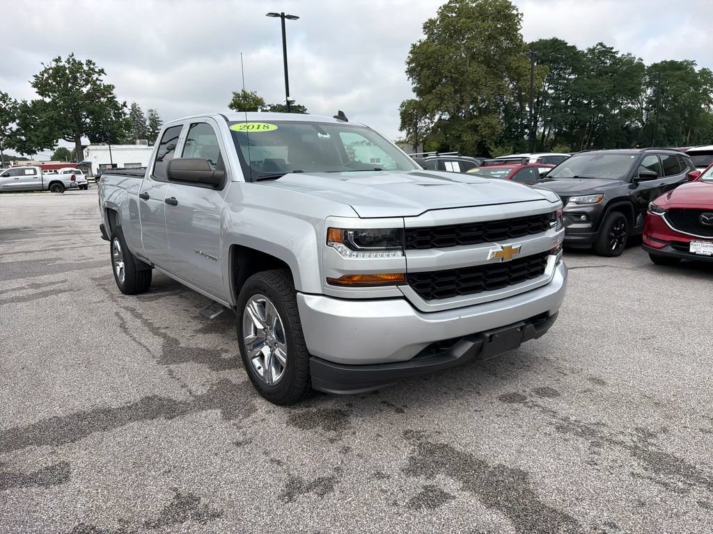 Used 2018 Chevrolet Silverado 1500 Custom w/ Custom Value Package AWD/4WD image 4