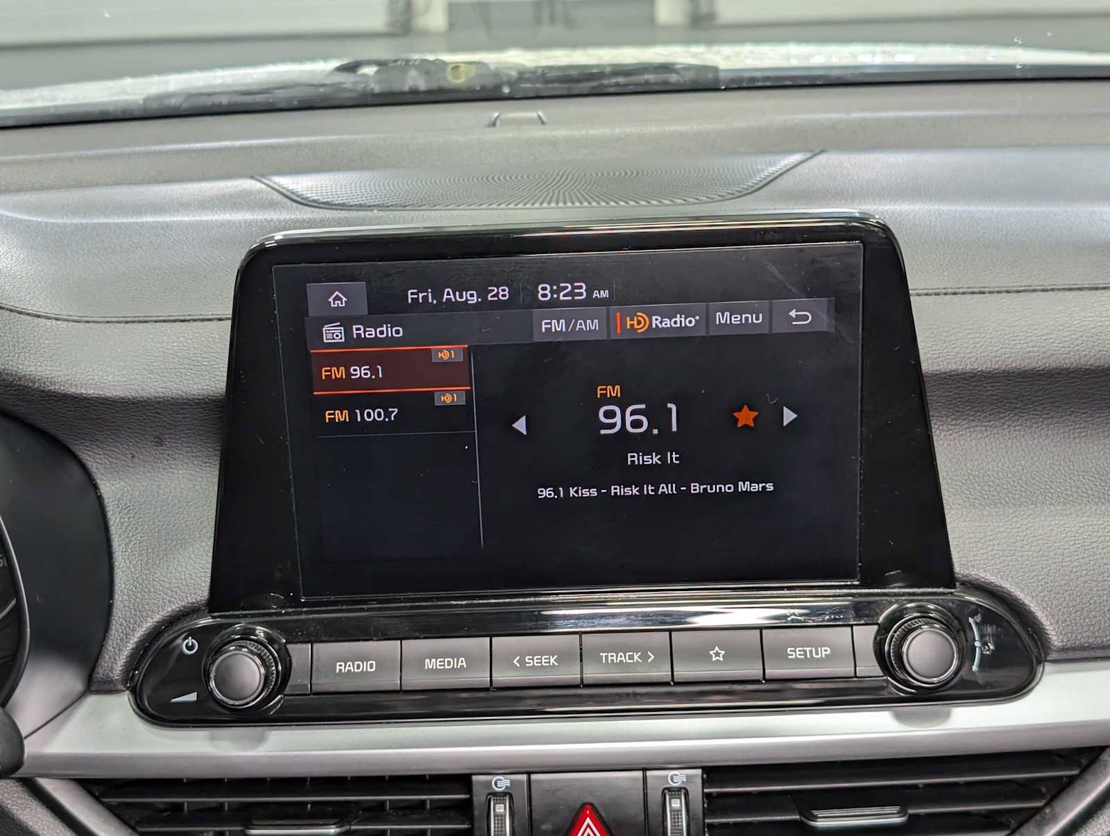 Used 2024 Kia Forte LXS w/ LXS Technology Package FWD image 18