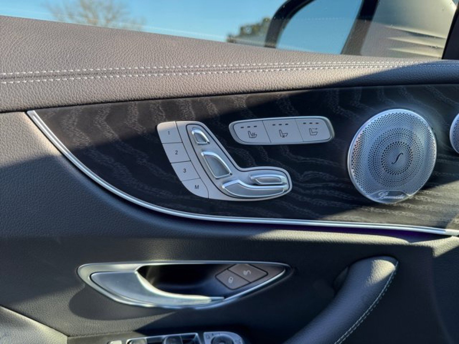 Used 2020 Mercedes-Benz E 450 Cabriolet image 11