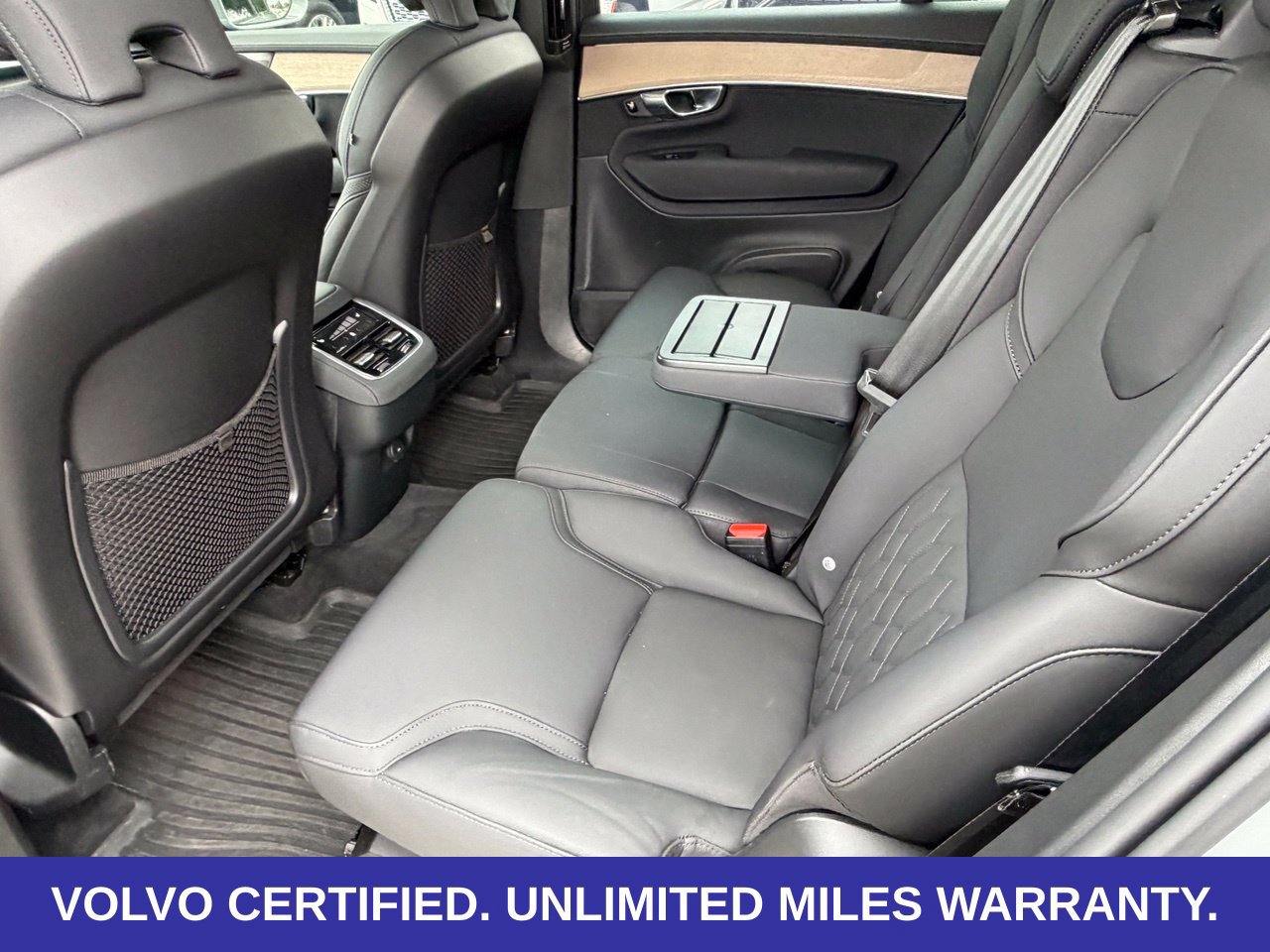 Certified 2026 Volvo XC90 B6 Plus AWD/4WD image 31