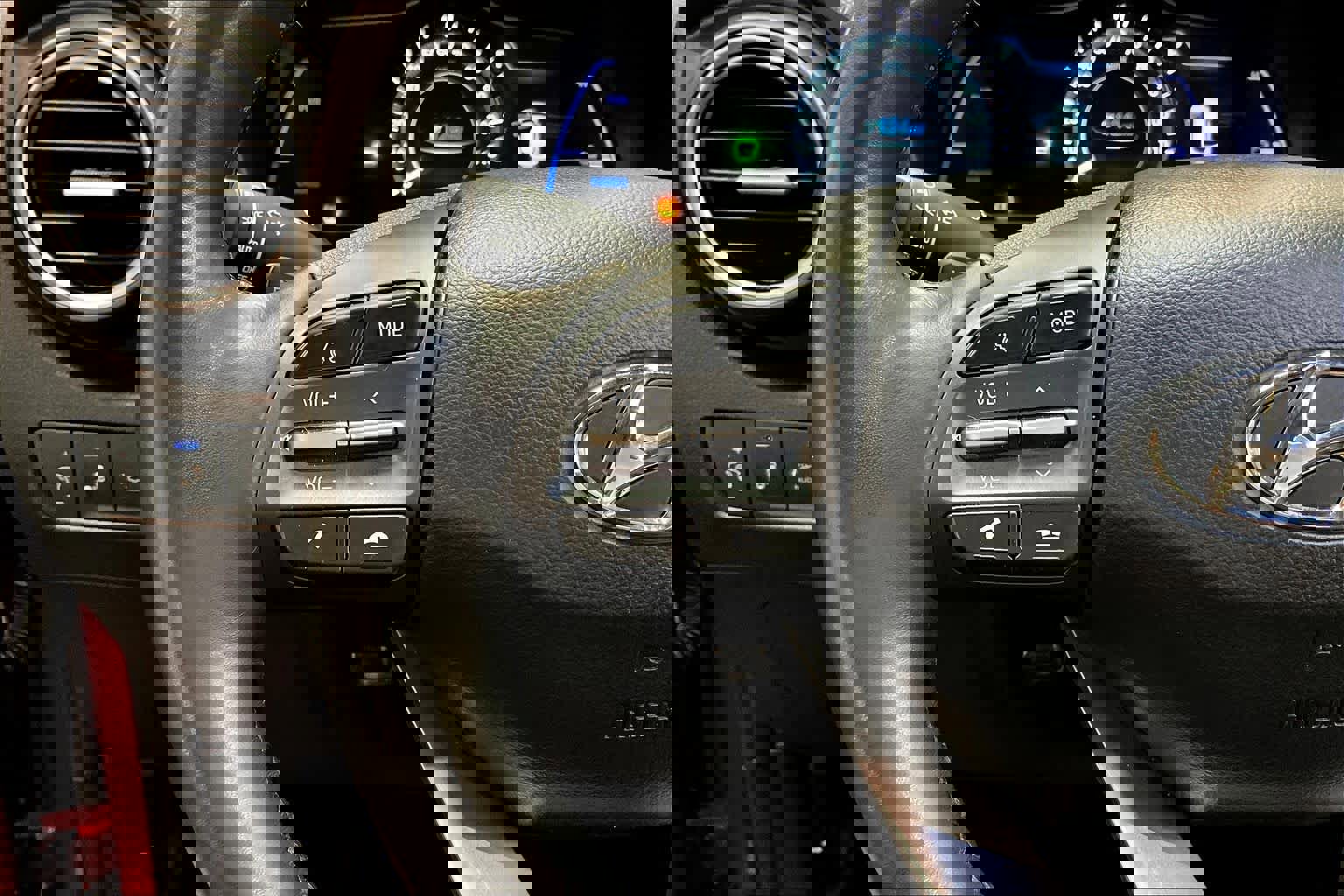 Used 2020 Hyundai Kona Ultimate image 21