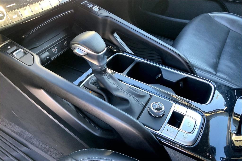 Used 2024 Kia Telluride S w/ S Sunroof Package image 15