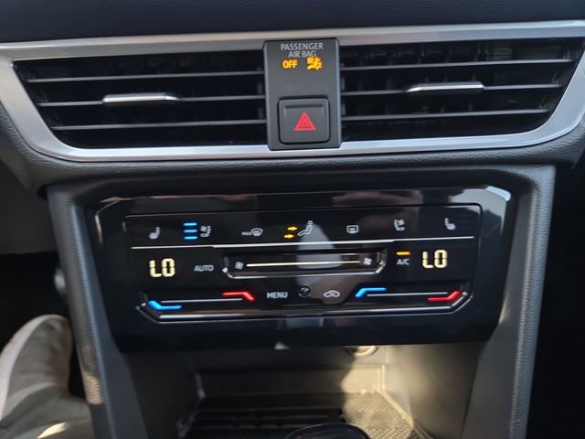 New 2025 Volkswagen Taos SEL AWD/4WD image 29