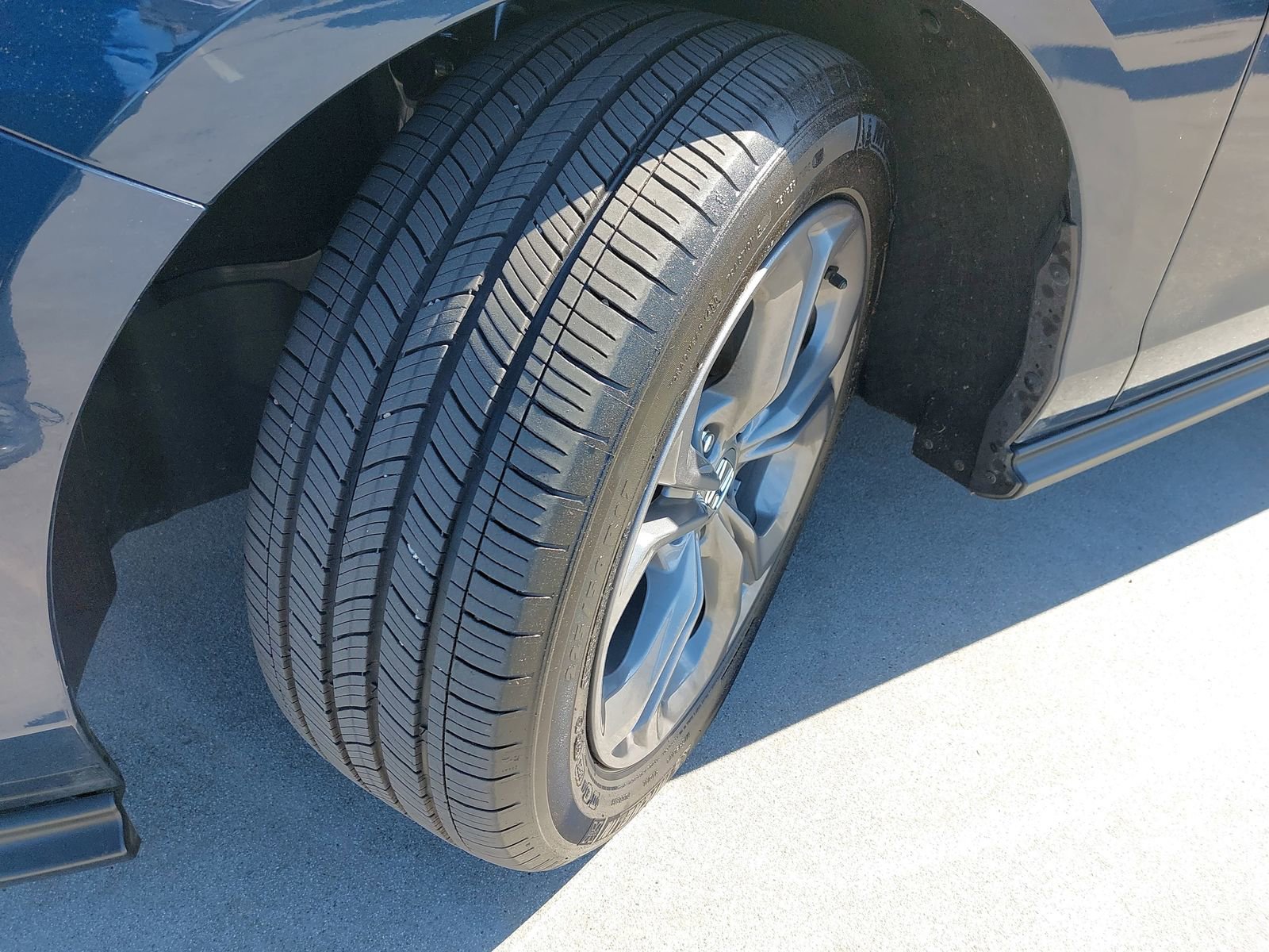 Certified 2024 Honda Accord EX image 34