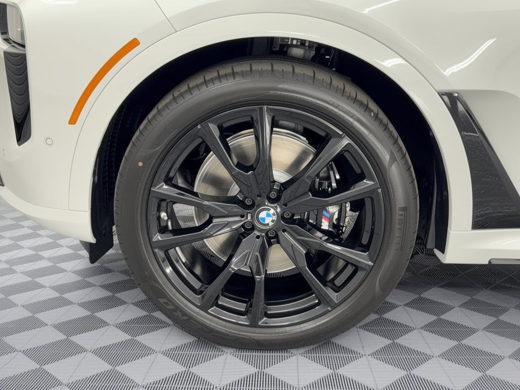 New 2027 BMW X7 xDrive40i w/ M Sport Package AWD/4WD image 13