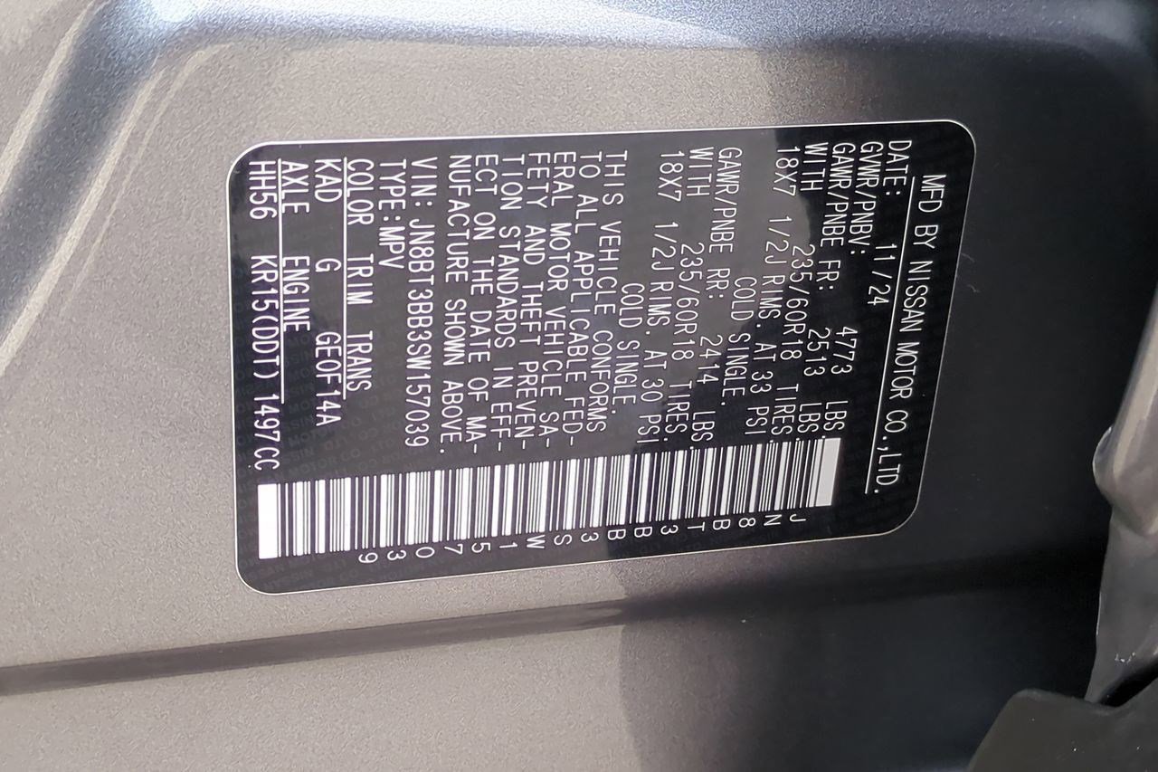 Certified 2025 Nissan Rogue SV image 27