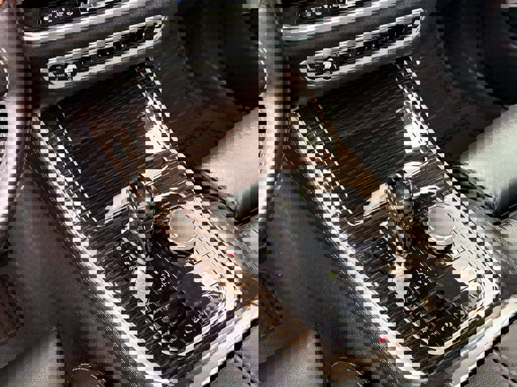 Used 2020 BMW X5 xDrive40i w/ Convenience Package image 23