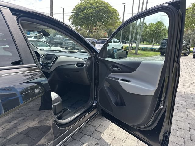 Used 2022 Chevrolet Equinox LS w/ LS Convenience Package FWD image 23