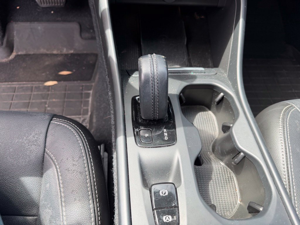 Used 2019 Volvo XC40 T5 Momentum AWD/4WD image 27