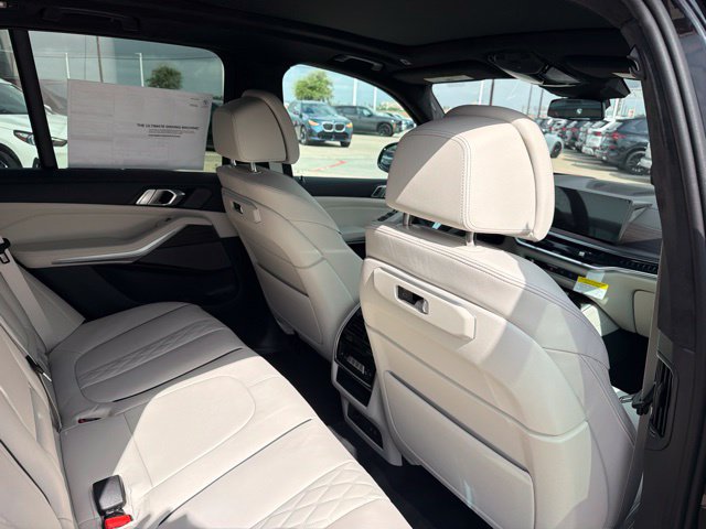 New 2026 BMW X5 xDrive40i w/ M Sport Package AWD/4WD image 15