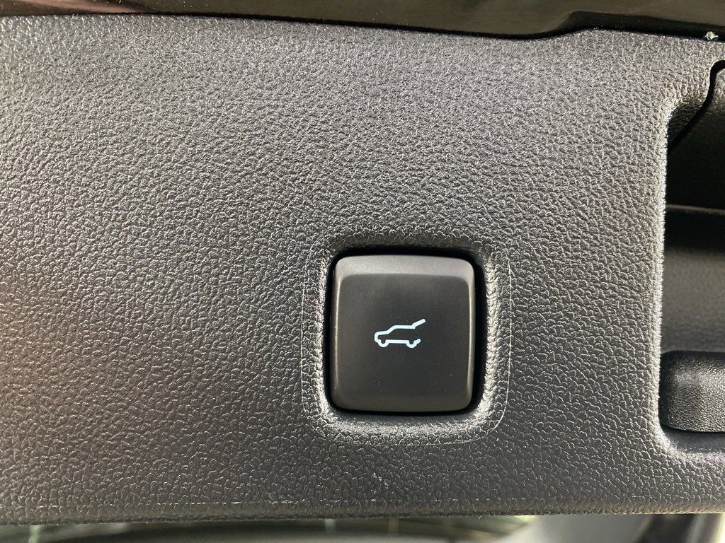 Used 2024 Ford Escape Platinum image 19