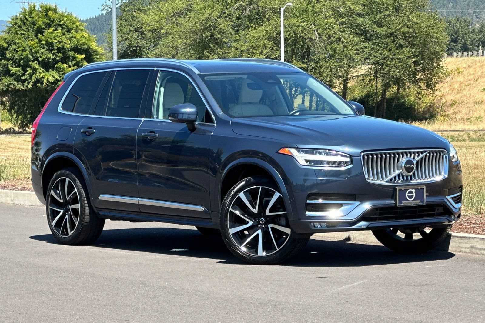Used 2023 Volvo XC90 B6 Plus w/ Protection Package Premier