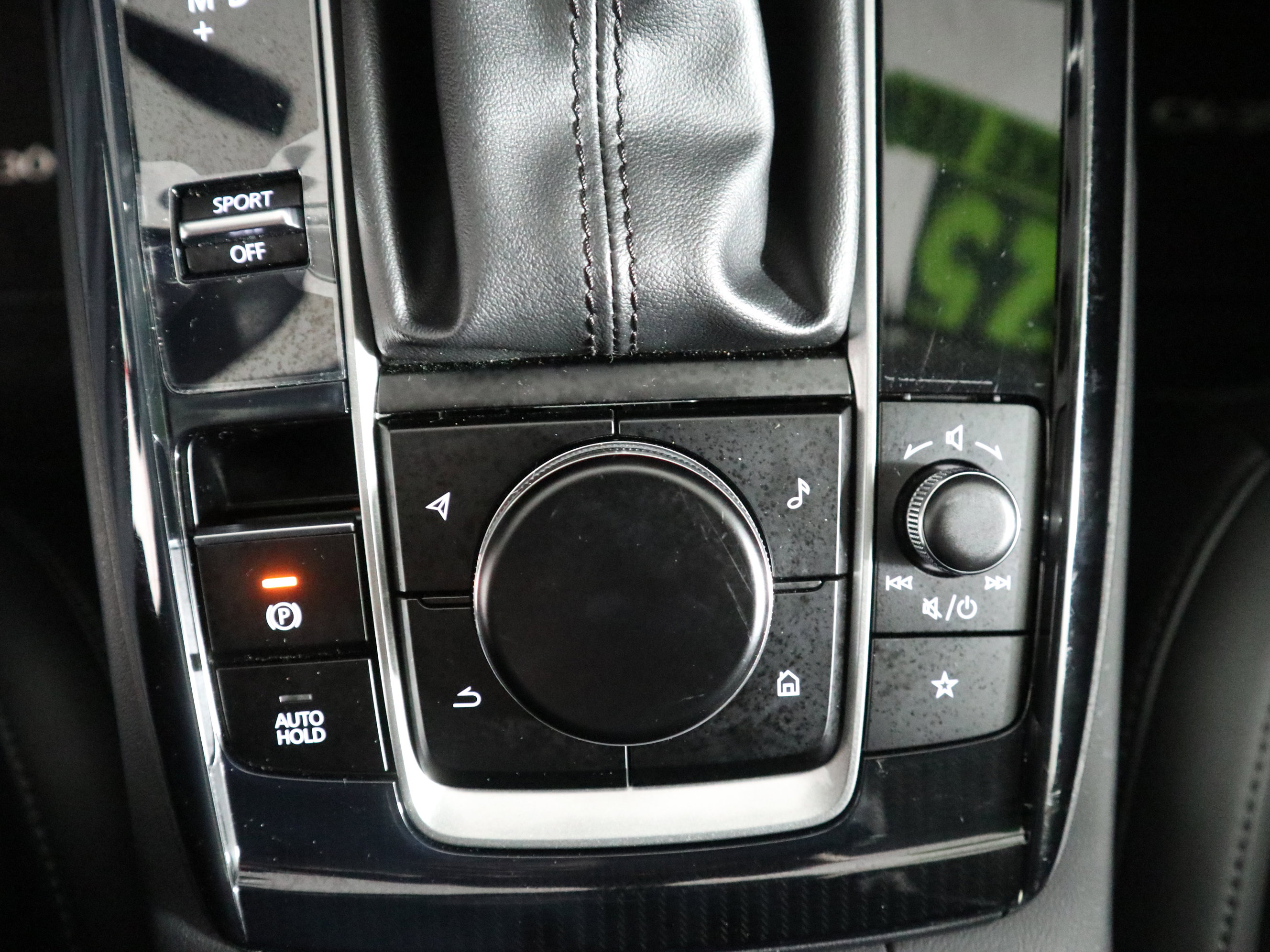 Certified 2025 MAZDA CX-30 AWD 2.5 S w/ Select Sport Pkg image 30