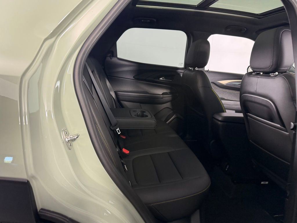 Used 2024 Chevrolet TrailBlazer ACTIV w/ Convenience Package FWD image 31