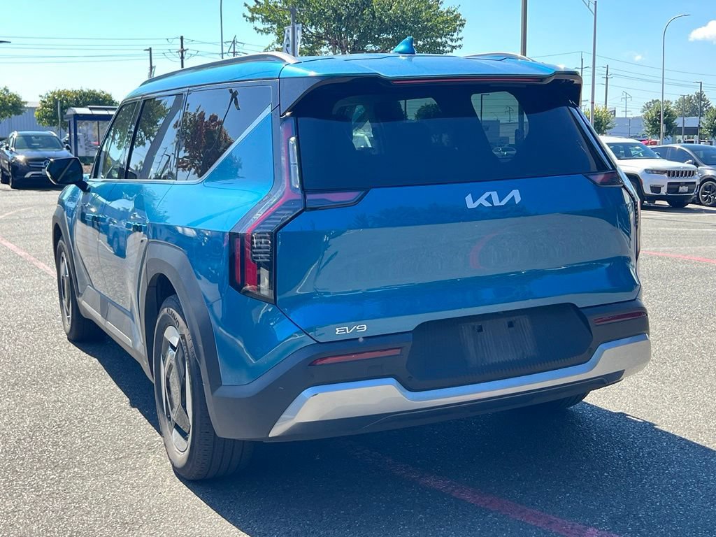 Certified 2024 Kia EV9 Wind AWD/4WD image 7