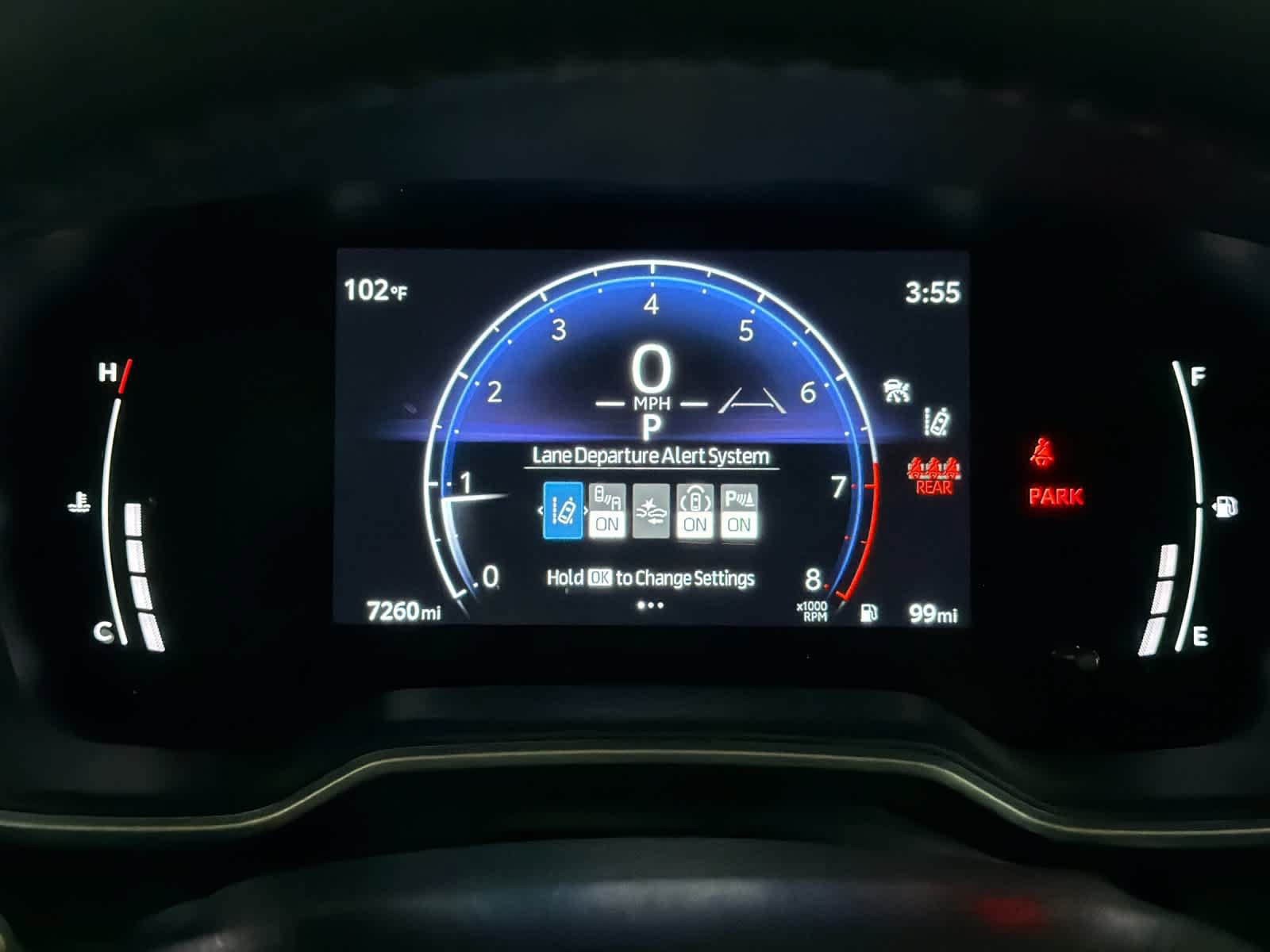 Used 2025 Toyota Corolla Cross XLE FWD image 27