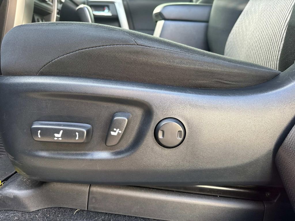 Used 2021 Toyota 4Runner SR5 image 17